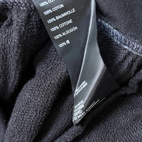 Anthropologie MAEVE Floral Embroidered Black/ Reds Sweatshirt Size Small - Picture 3 of 8